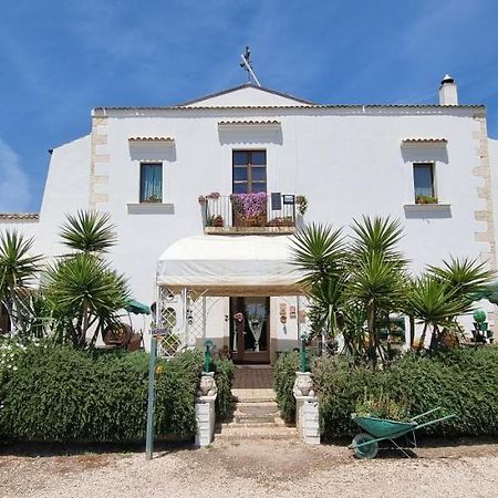 Masseria Milu' Сипонто Екстериор снимка