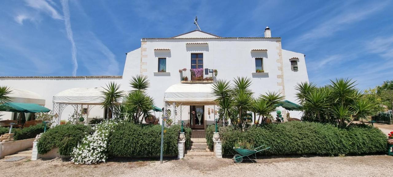 Masseria Milu' Сипонто Екстериор снимка